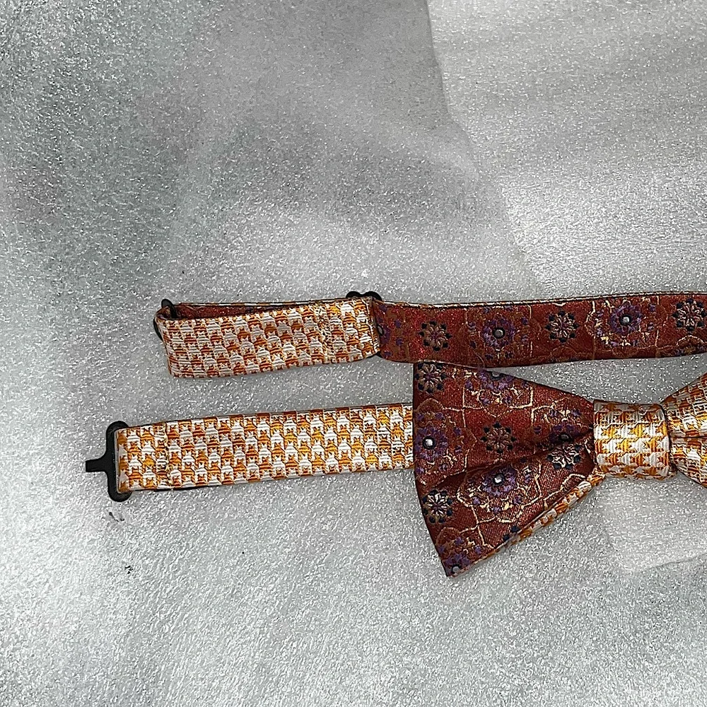 Red & Orange Retro Patterned Small Adjustable Neck Tie One Size - Picture 9 of 10